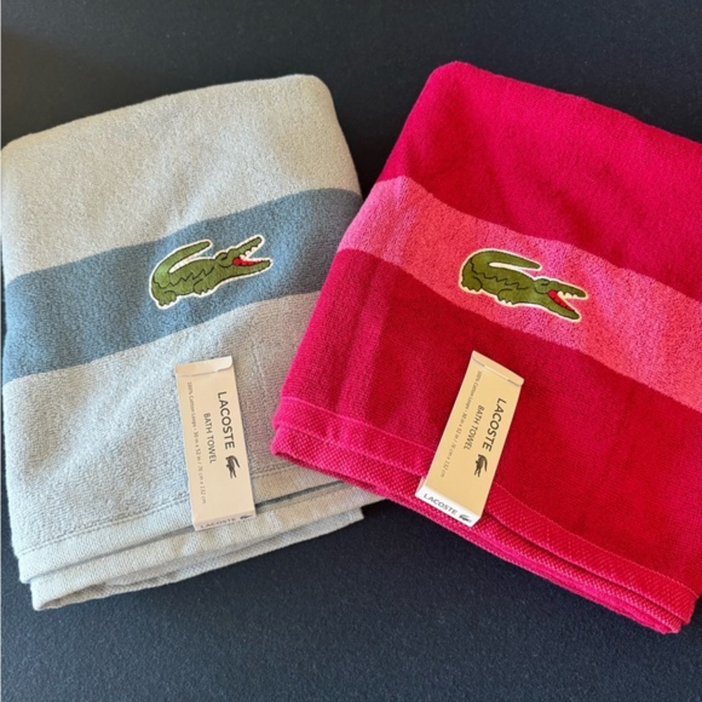 LACOSTE “his & hers” towel set! 💙🐊🩷100% cotton, beautiful colors, see photos:
